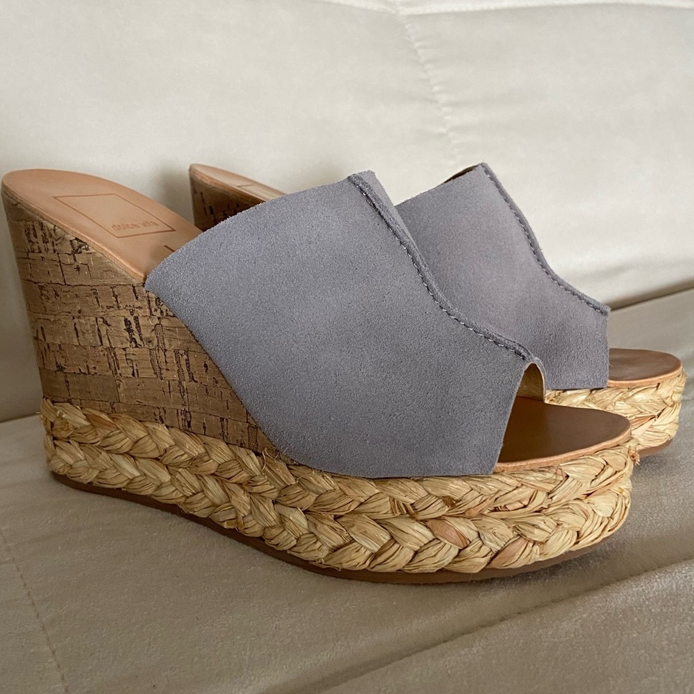 Dolce Vita Grey Suede Wedges NWOB Sz 6
